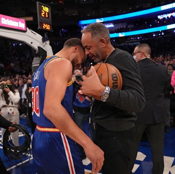 普延续了其 普延续了其