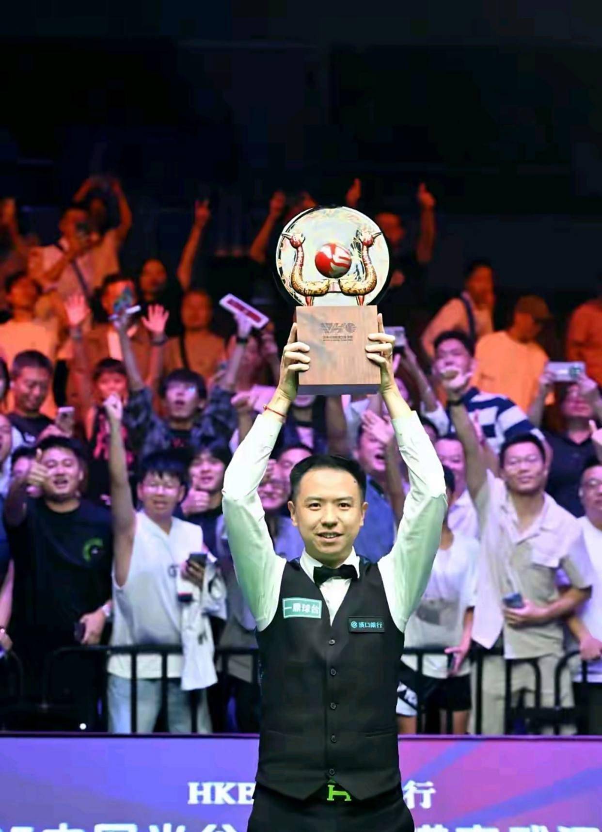 了多名年轻 了多名年轻